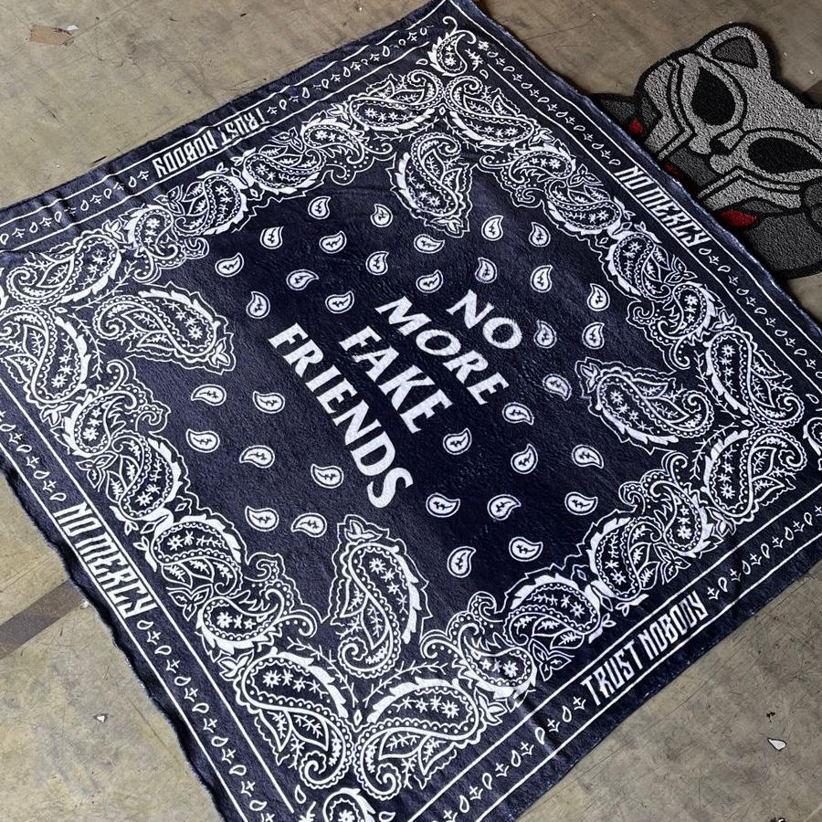 Frazada No More Fake Friends