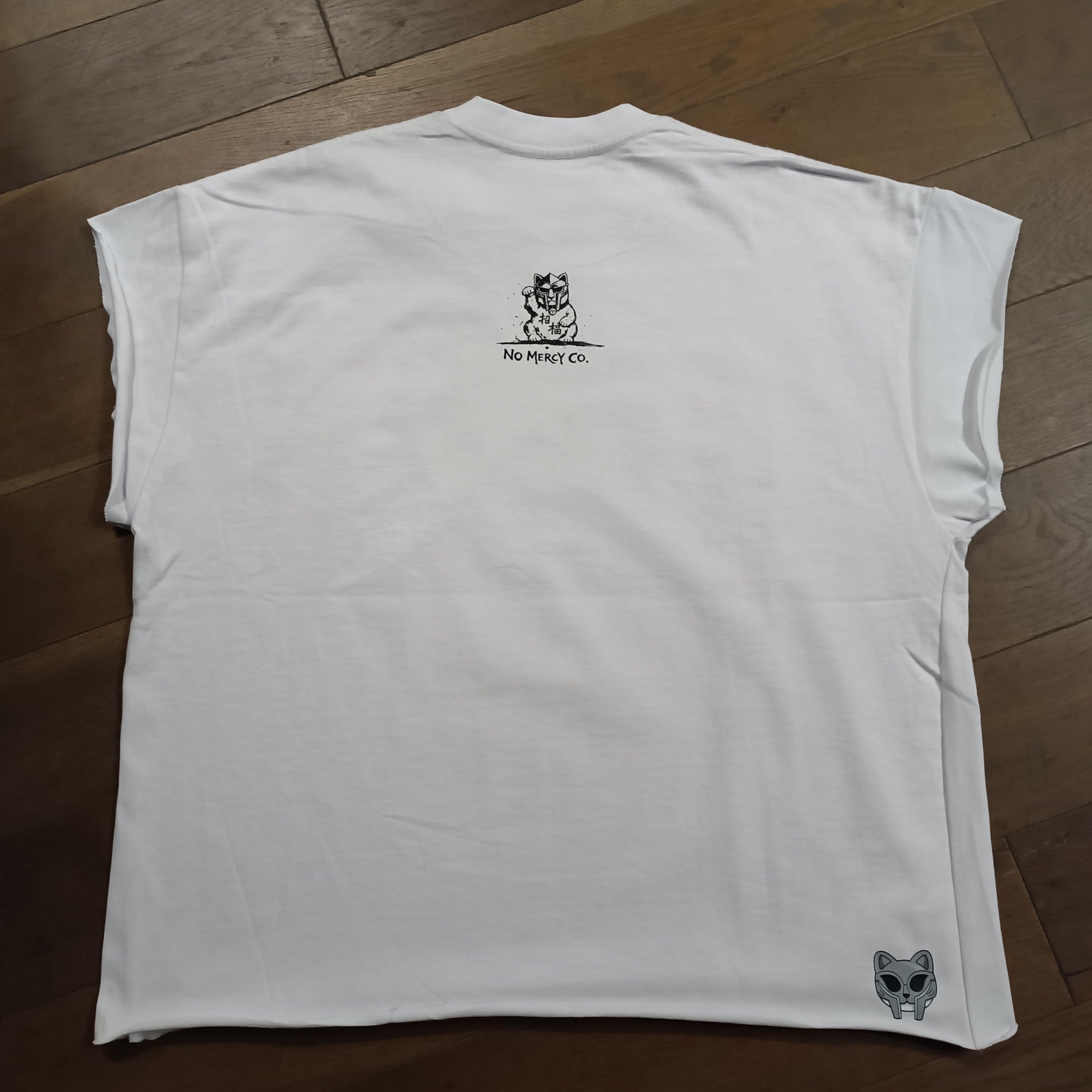 LUCKY YUN TEE