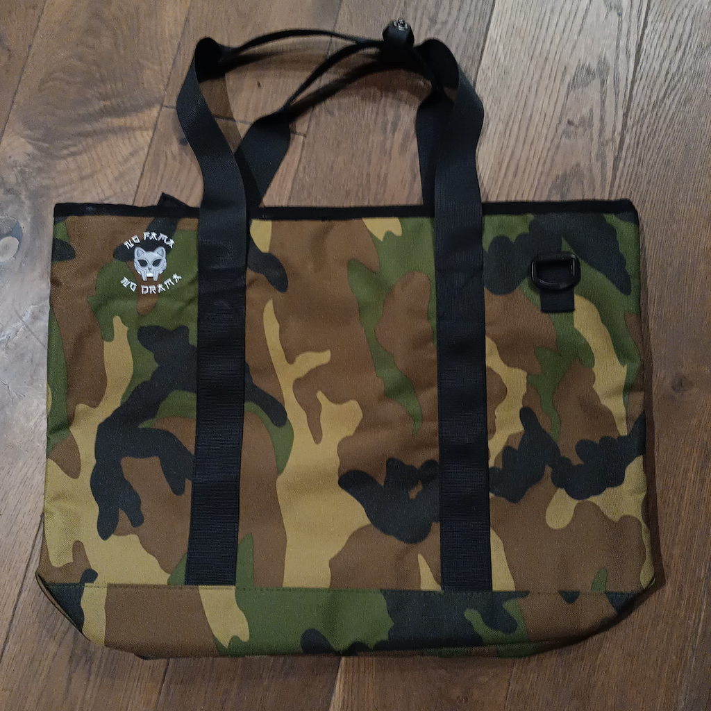 MILITIA TOTE NO Mercy ¨Camo¨