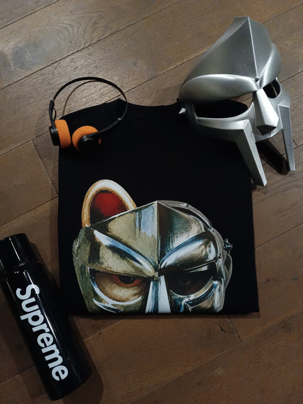 FACE OFF.