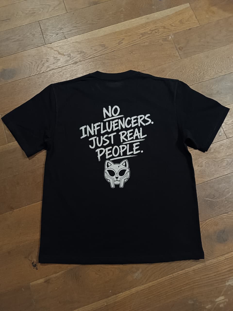 REAL PEOPLE TEE