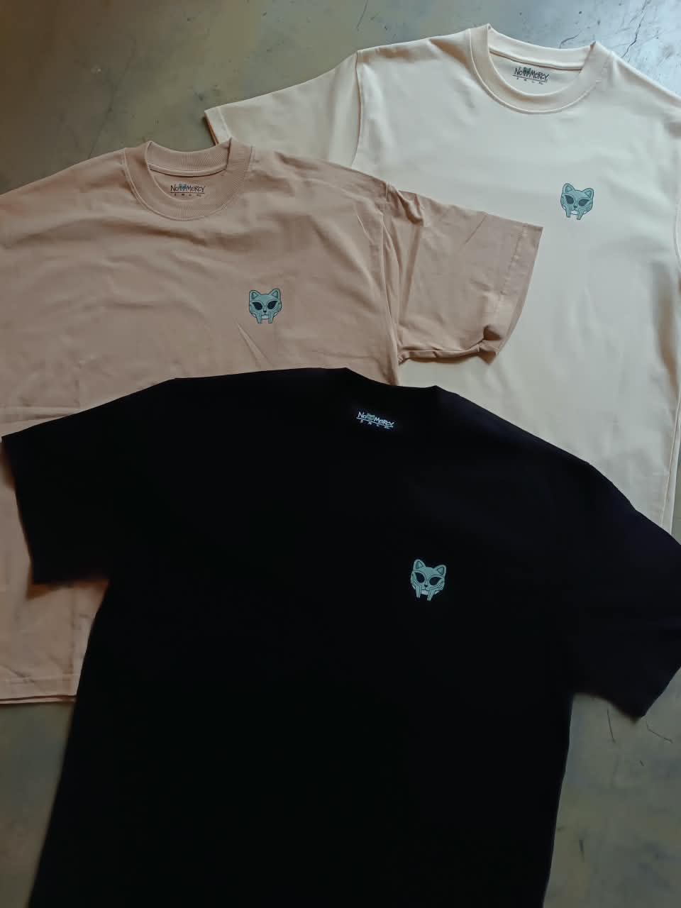 YUN LOGO tee