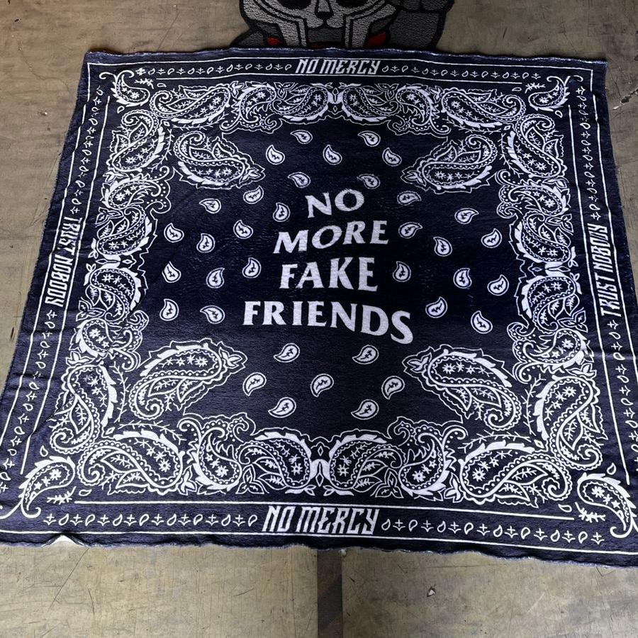 Frazada No More Fake Friends