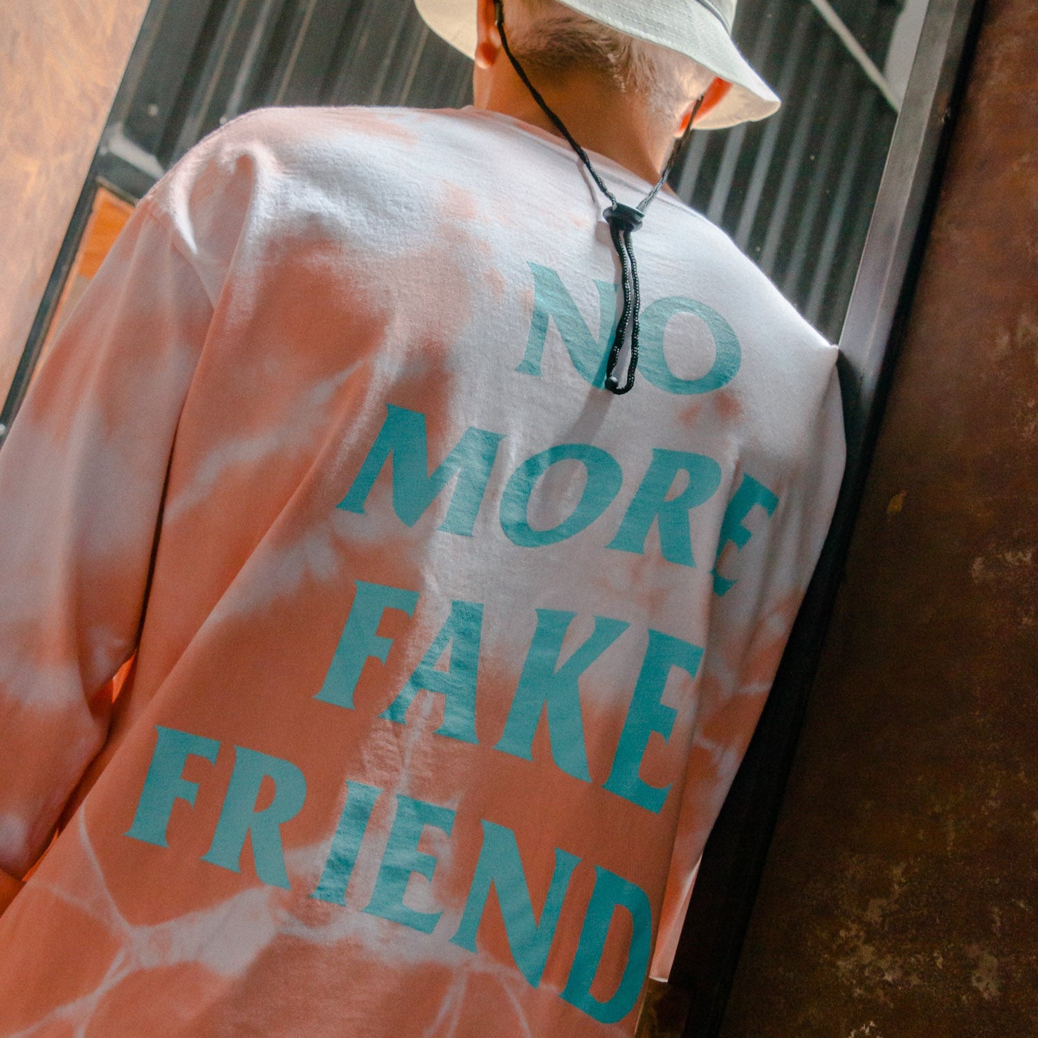 No More Fake Friends Tye Die "Peach" Manga Larga